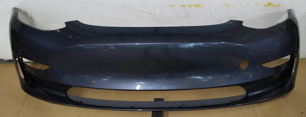 1 Бампер передний MIDNIGHT SILVER METALLIC-PMNG в сборе с кронш. креп. парктроников, противотум. фар и подкрылков (с повреж.) Tesla model 3 1084168-S4-E