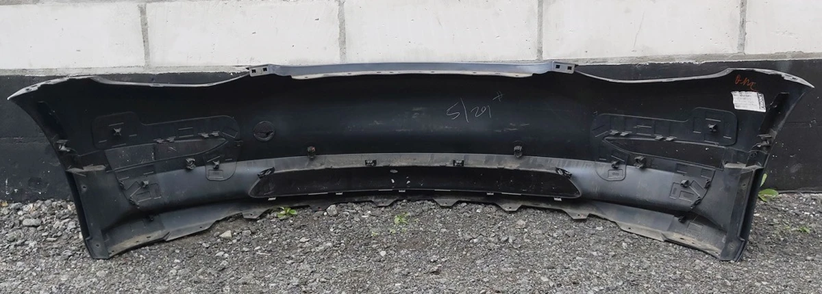 1 Бампер передній MIDNIGHT SILVER METALLIC-PMNG у зборі з кронштейнами парктроніків, протитуманних фар та підкрилок Tesla model 3 1084168-S4-E