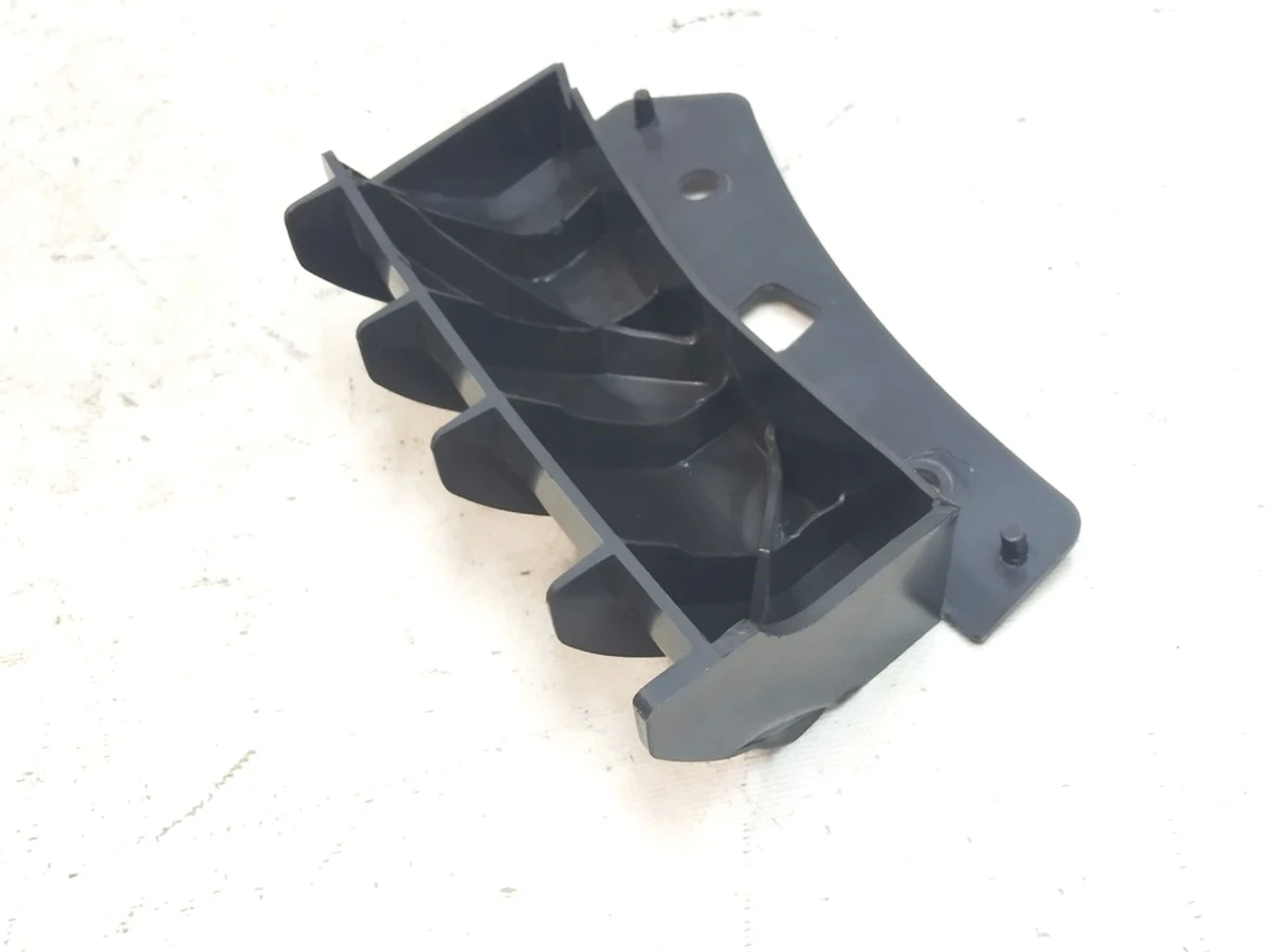 3 Кронштейн крепления бампера переднего верхний левый (восстановленный) Tesla Model 3 1084169-00-B