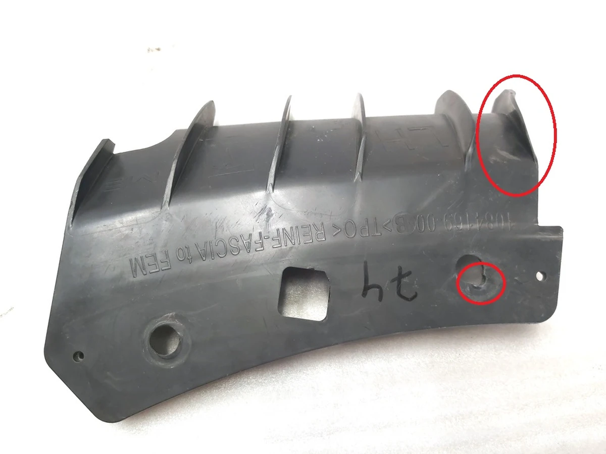 3 Кронштейн кріплення бампера переднього верхній лівий Tesla Model 3 1084169-00-B