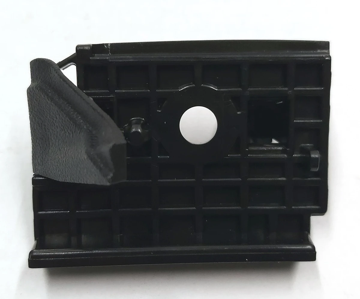 9 Кронштейн крила переднього правого NEW Tesla model 3 1084172-00-F