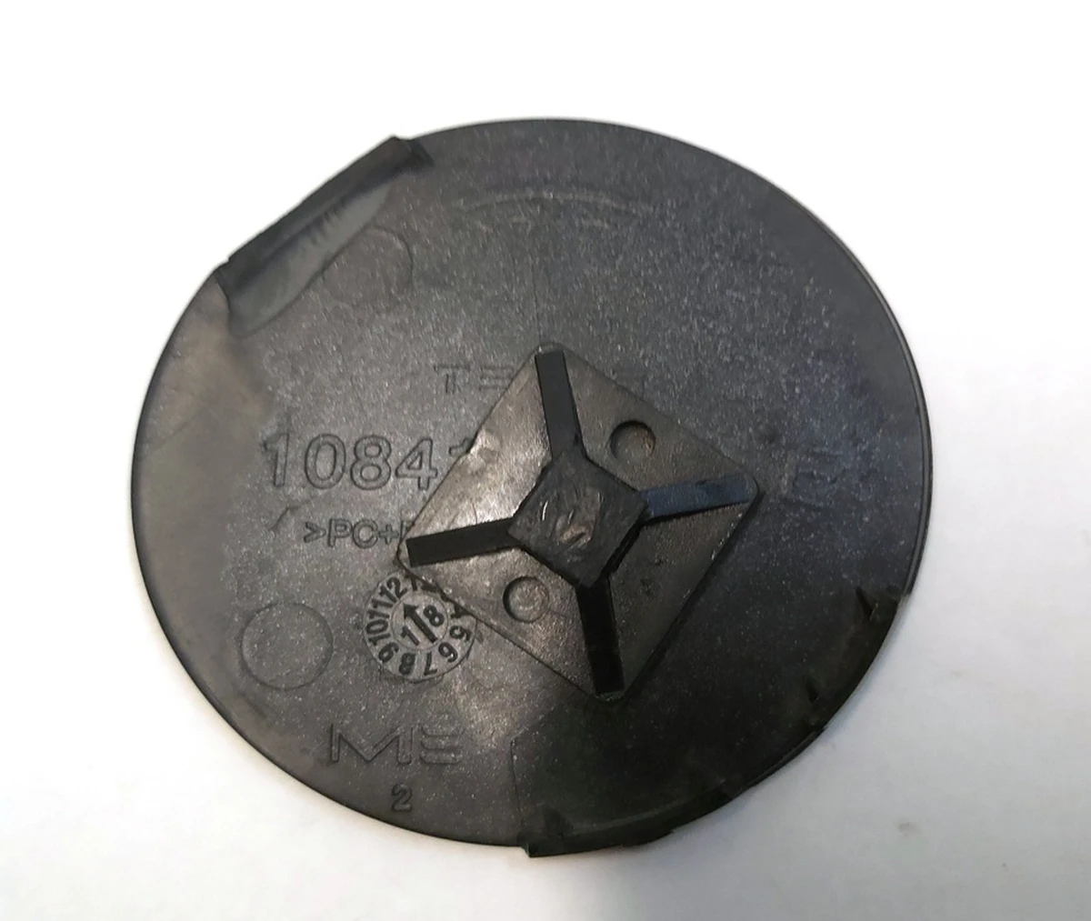 2 Заглушка бампера переднего PMNG с повреждением Tesla model 3 1084168-00-E