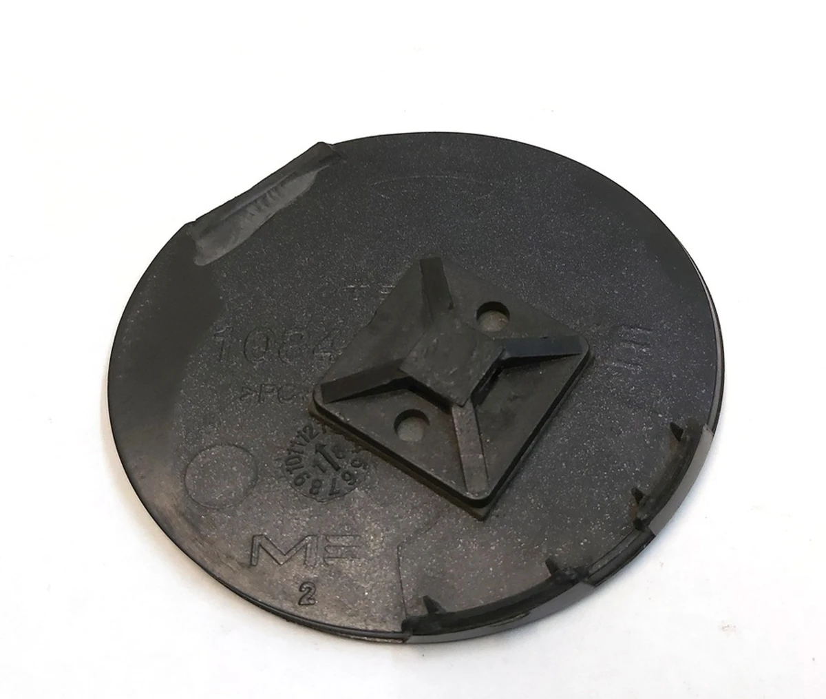 2 Заглушка бампера переднего PMNG с повреждением Tesla model 3 1084168-00-E