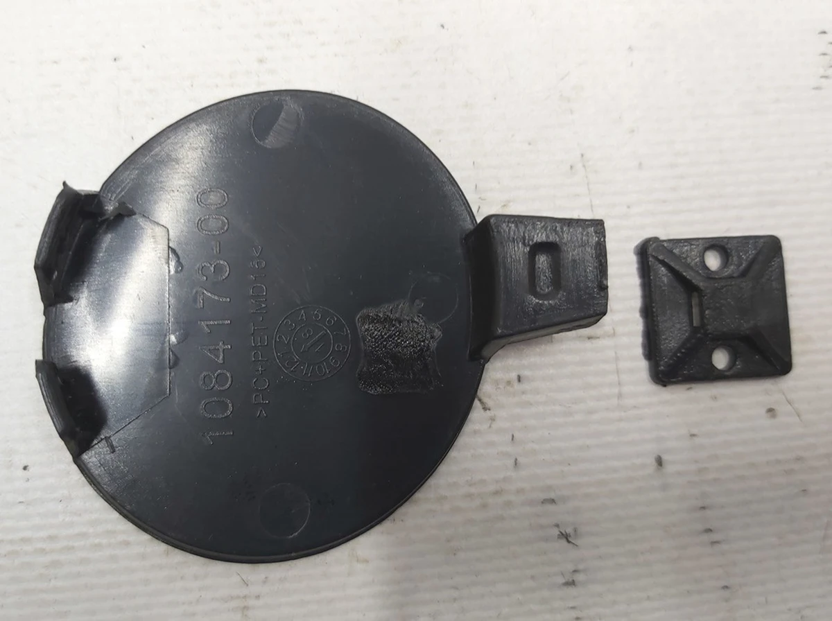 Заглушка переднього бампера NEW Tesla model 3 1084168-00-E