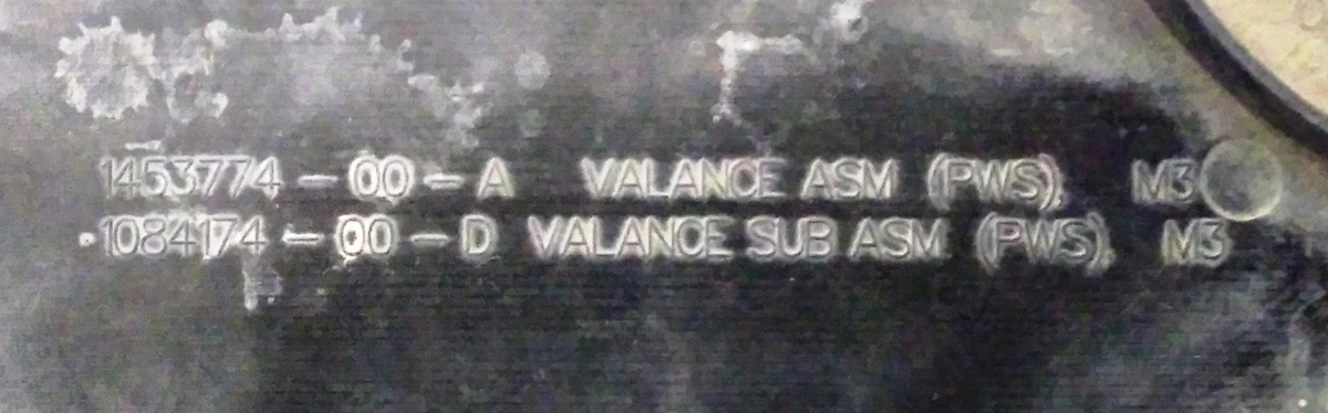 1 Накладка бампера переднего нижняя (губа) Tesla model 3 1084174-00-D