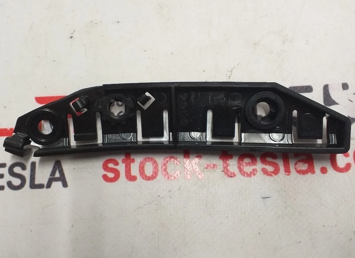 3 BRACKET - FASCIA SIDE TO FDR LH,NEW Tesla model 3 1084181-00-E