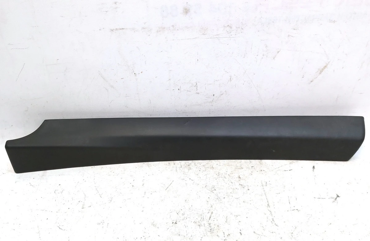 Накладка внутренняя верхняя карты двери передней правой PREM BLACK с повреждением Tesla model 3 1090411