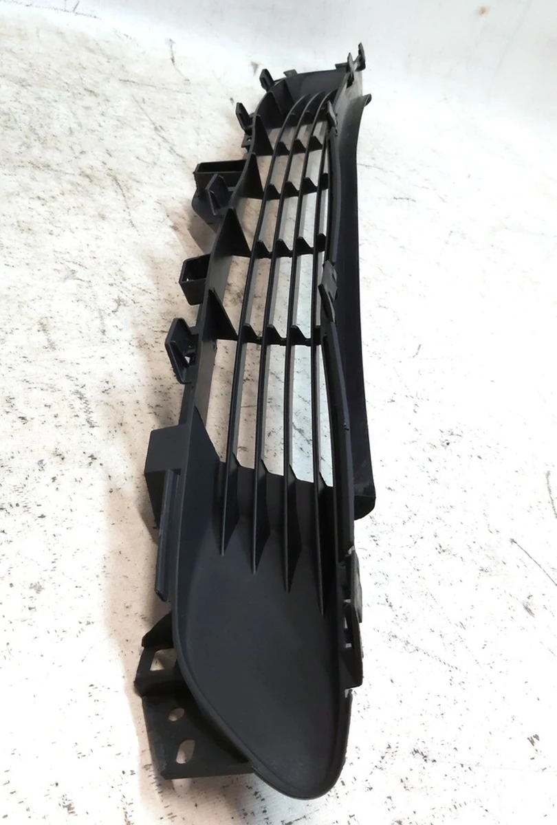 3 Решетка декоративная передняя (гриль) Tesla model 3 1085927-00-C