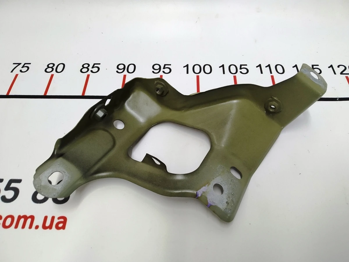 19 Кронштейн лонжерона левого крыла Tesla model 3 1086017-S0-A