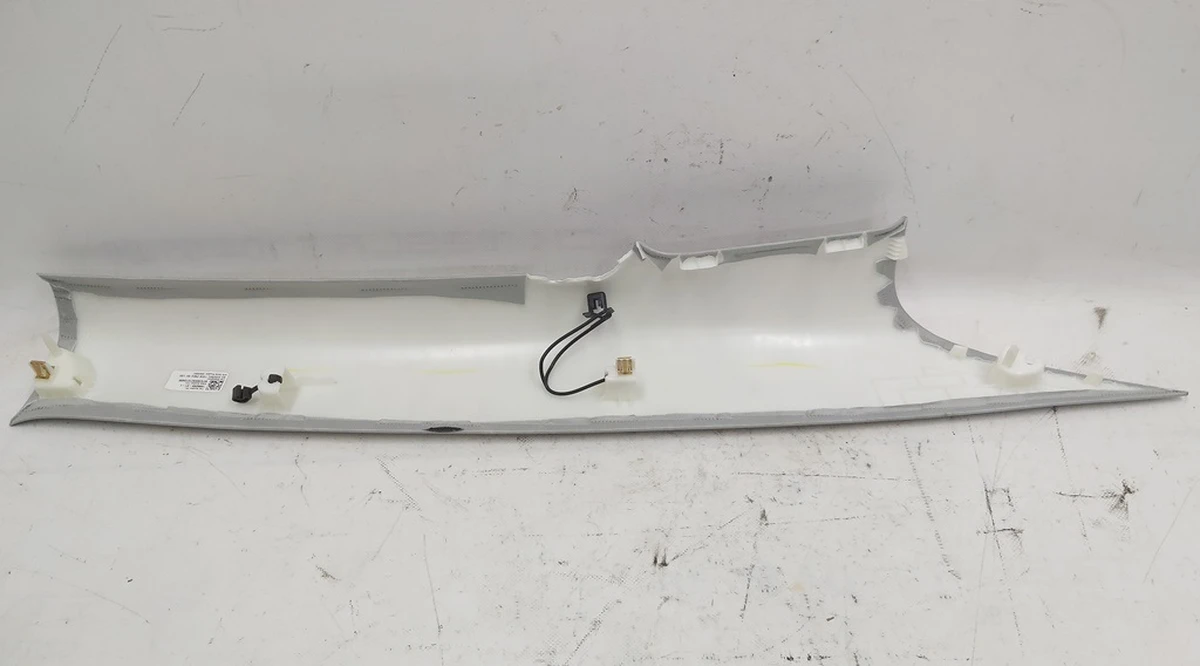 5 Накладка потолка задняя правая BASE PROVIDENCE Tesla Model 3 1086269-01-K