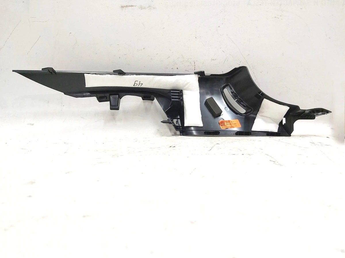 6 M3, UPPER C-PILLAR REAR, ASY, LH with damage Tesla model 3 1086281-00-G