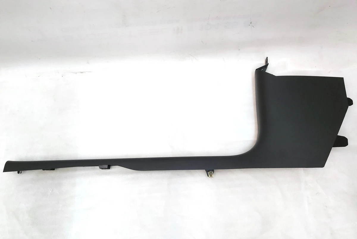 9 Облицовка порога переднего левого Tesla model 3 1086290-00-H