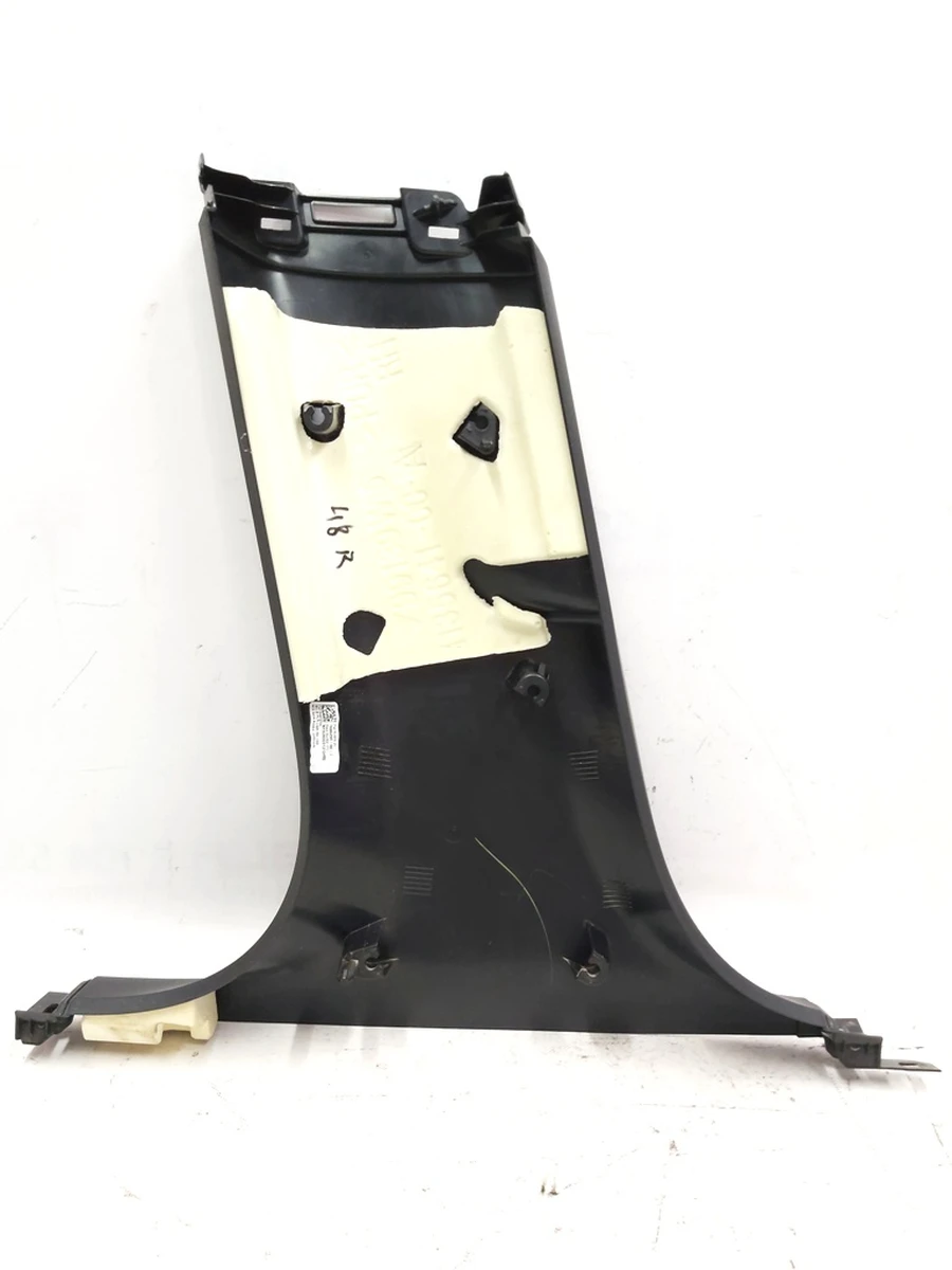 2 Накладка стійки В нижня права Tesla model 3 1086299-00-J