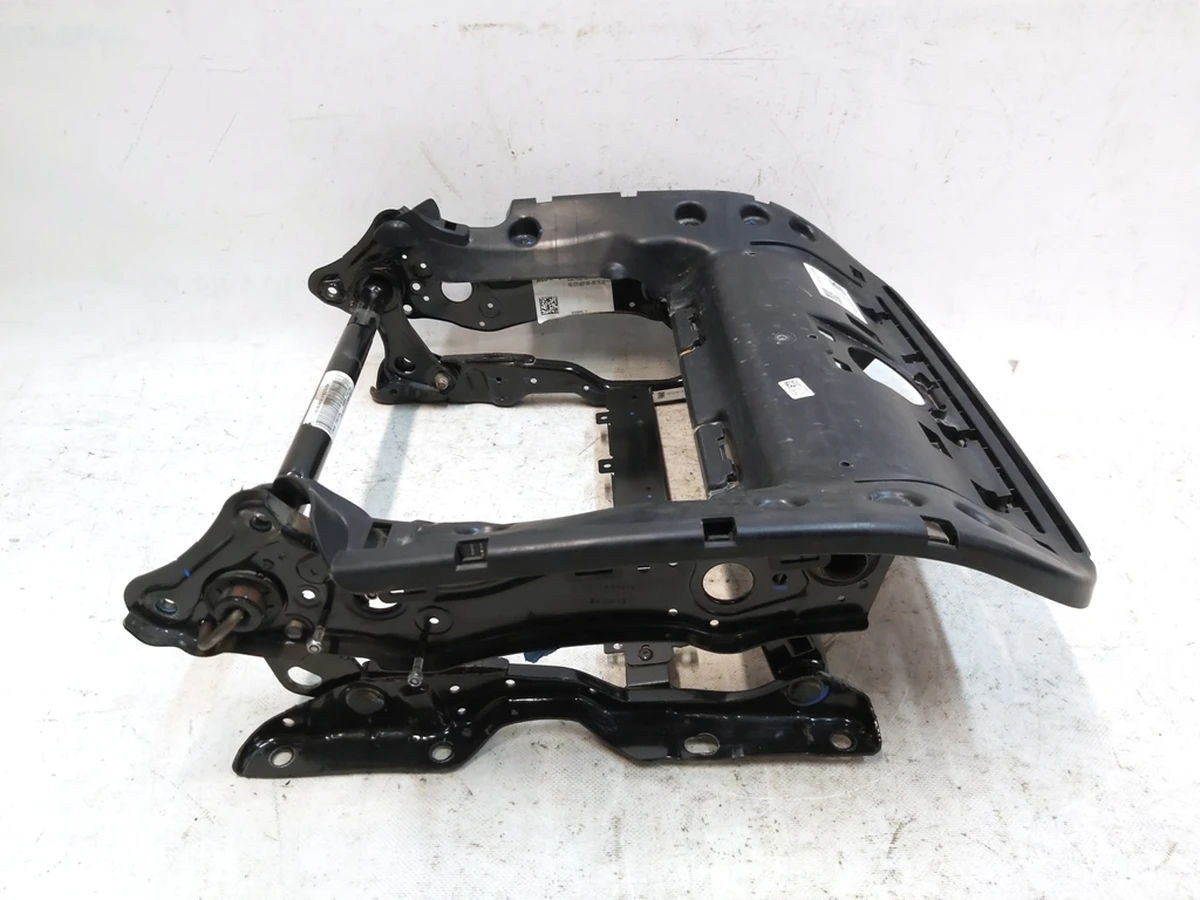 2 Каркас нижньої частини пасажирського сидіння в зборі Tesla model S REST AG159299-D