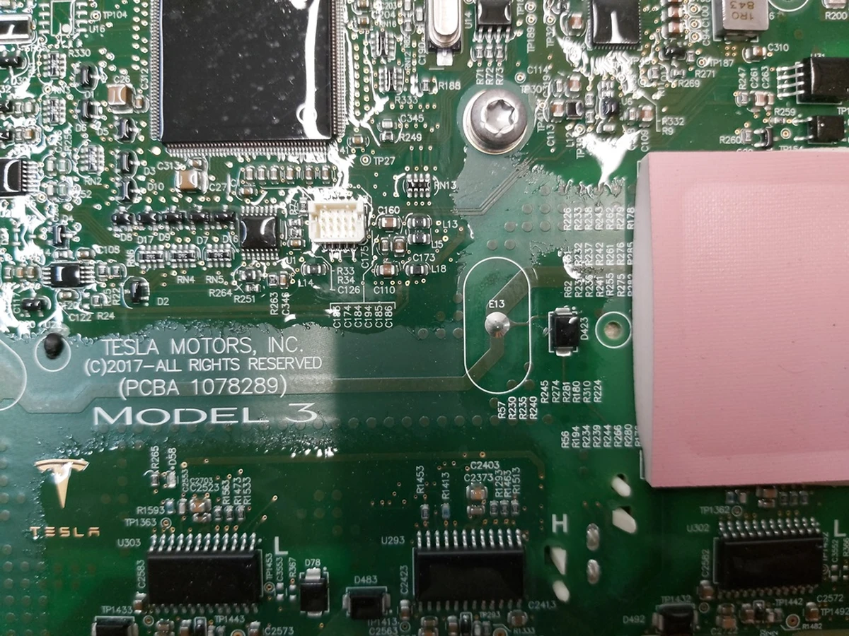 1 FRONT DRIVE INVERTER - 3DU - 600A 1120960 MOSFET (PCBA 1708289) Tesla Model 3, Model Y 1079914-12-A