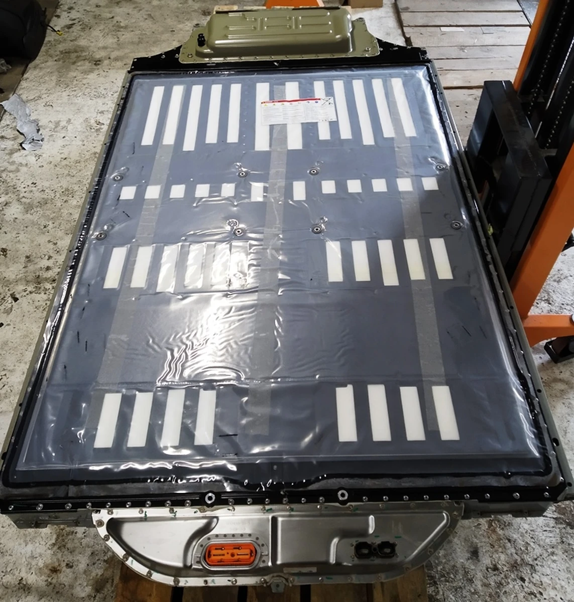 1 Основна батарея 100 kWh S7 Tesla model X, S REST 1086755-00-G