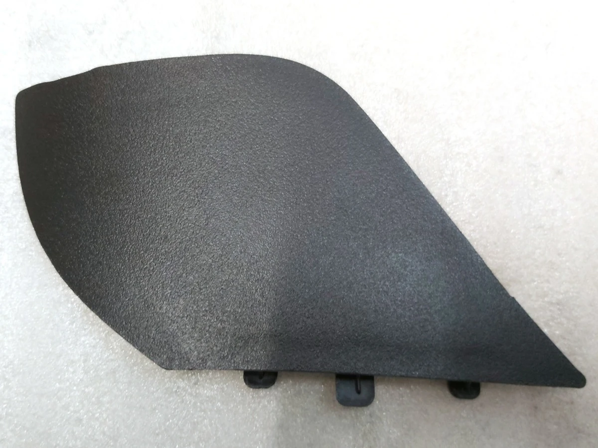 15 Заглушка буксировочного крюка Tesla Model X 1057056-00-D 1087050-00-D