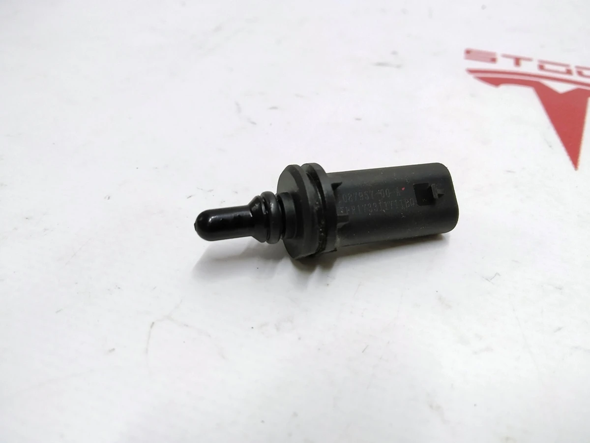 6 SENSOR, COOLANT TEMP Tesla model 3 1087957-00-B