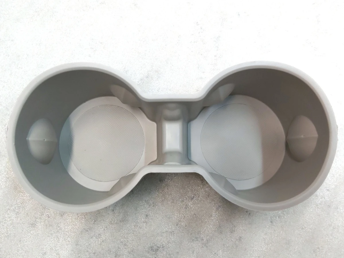 M3, CONSOLE, CUP HOLDER LINER GRAY Tesla model 3, model Y 1087988-00-E