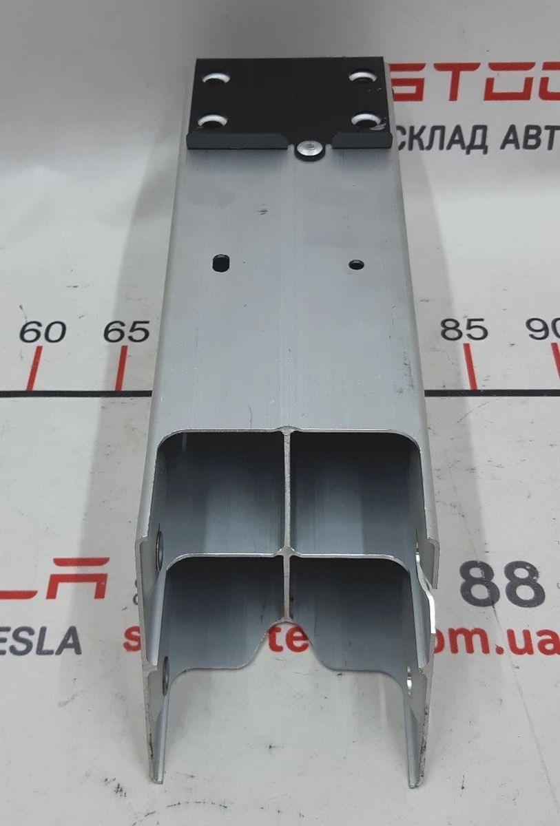 4 ASY, CRUSH CAN, FR, RH NEW Tesla model 3 1088149-00-F