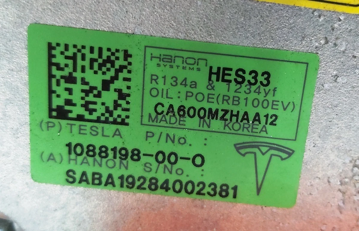 1 Компрессор кондиционера RWD Tesla model 3 1088198-00-O