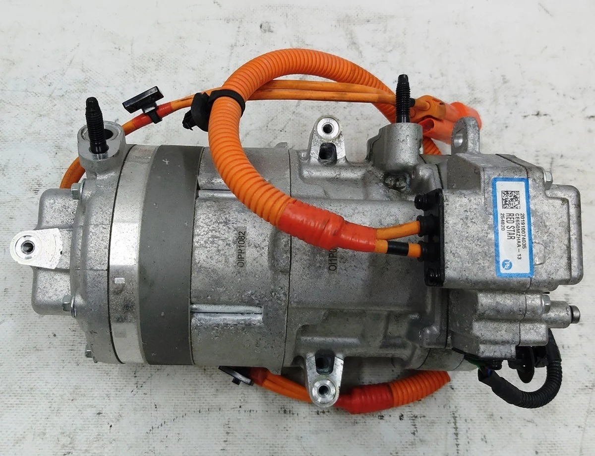 1 Компрессор кондиционера RWD Tesla model 3 1088198-00-O