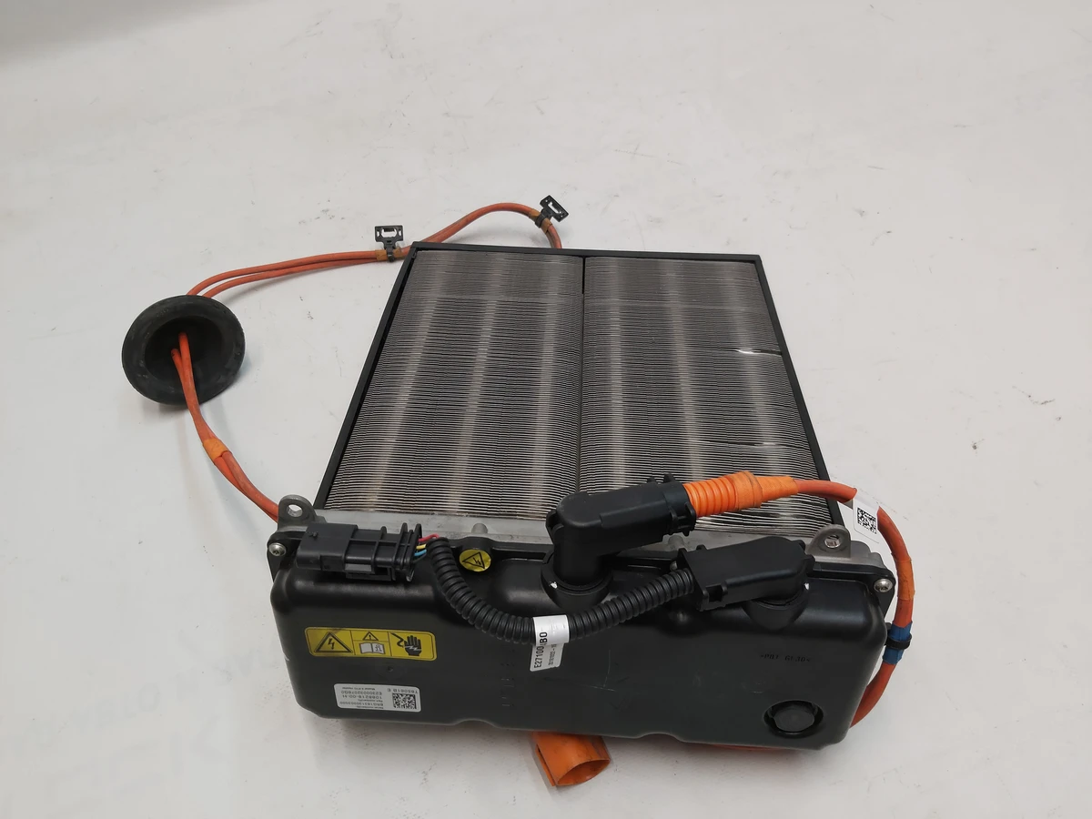 1 Елемент нагрівальний грубки салону в зборі з електропроводкою Tesla model 3 1088218-00-I