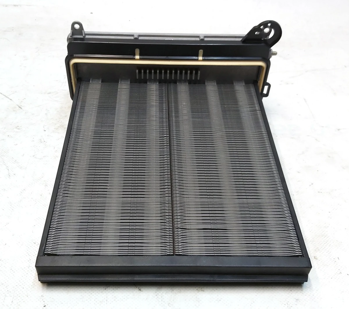 1 Елемент нагрівальний кліматичної уставновки (пічки) салону без електропроводки н/к Tesla model 3 1088218-00-I