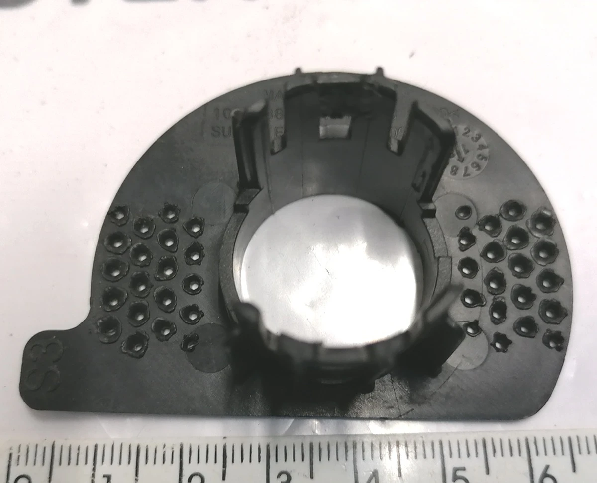 5 S3 PA retainer, front fascia ,AP2.5 Tesla Model 3 1088438-00-A