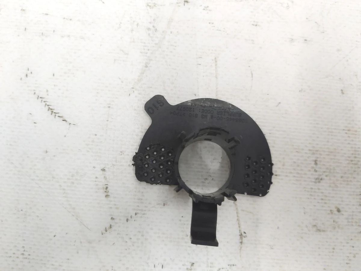 Parktronic bracket S10 Tesla model 3 1088445-00-B