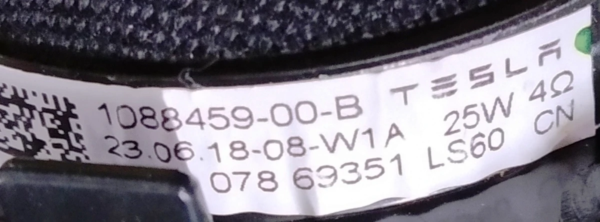 9 M3 SPEAKER HI DEF AUDIO Tesla model 3 1088459-00-B