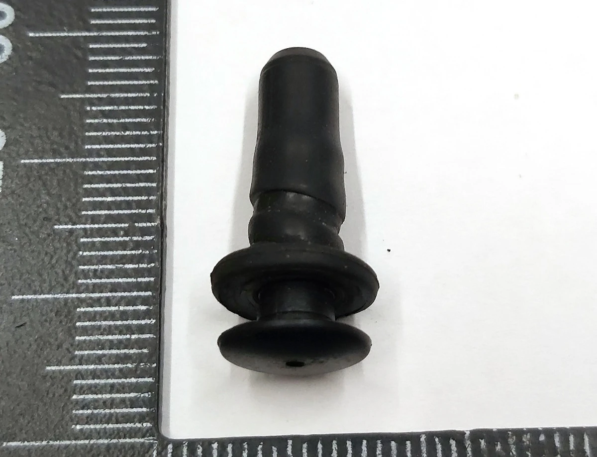 2 Клипса PUSH-PULL RIVET 6.1x2.5-4 PA6 Tesla model X 1088467-00-A
