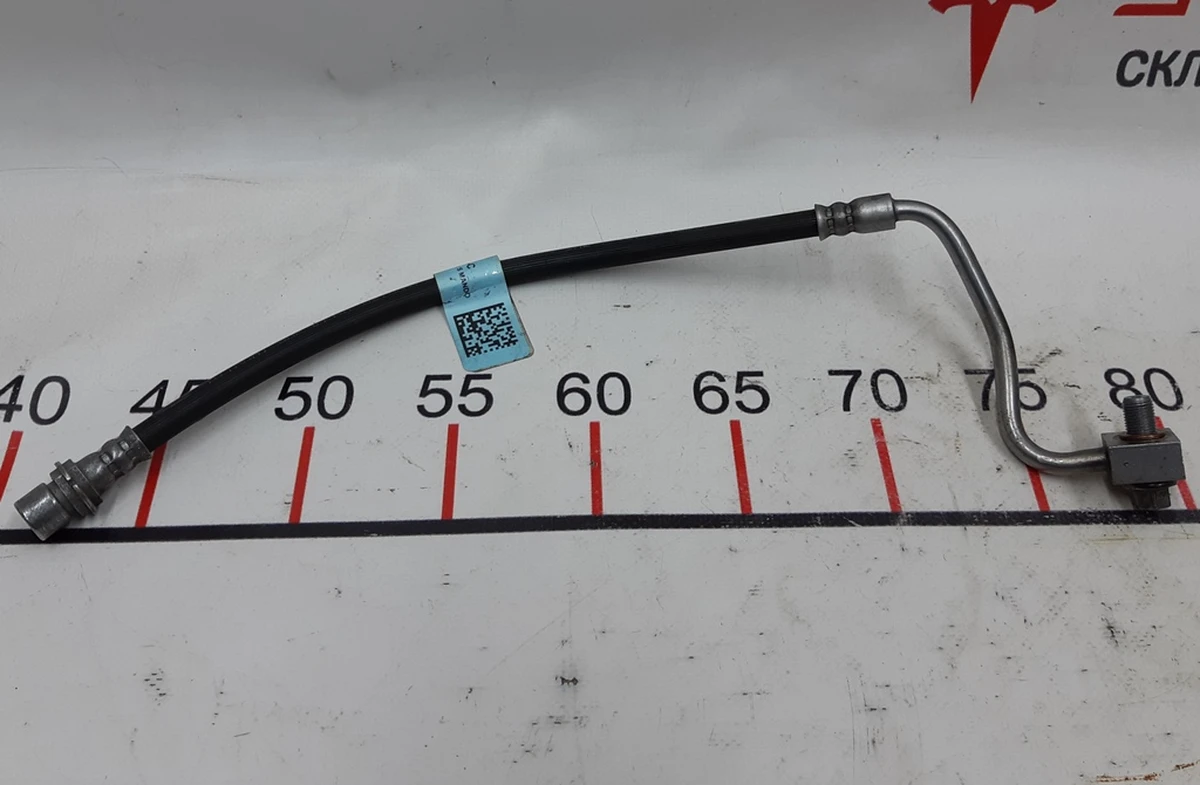 4 Brake Hose Rear Right Tesla model S REST 1088733-00-C