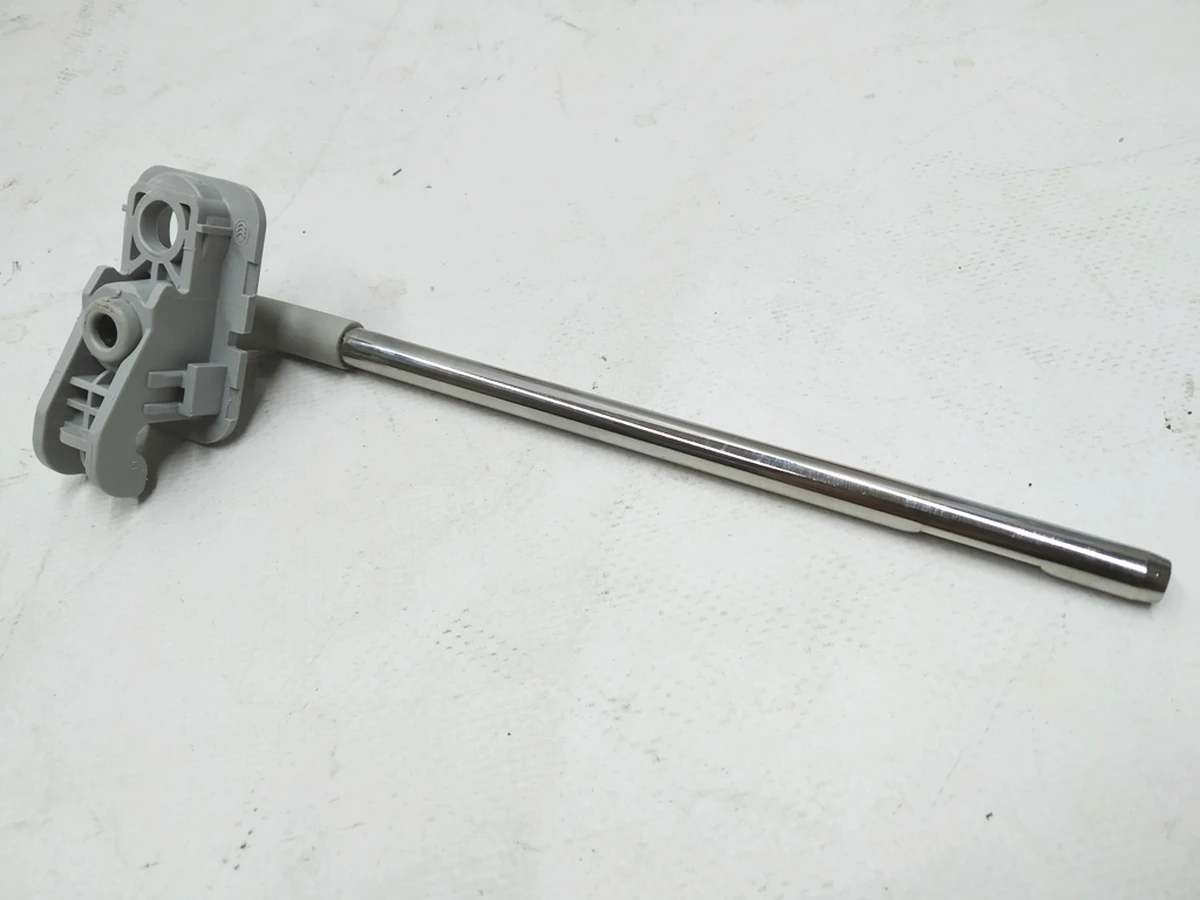 2 Кронштейн поворотный козырька солнцезащитного левого Tesla model 3 1088738-01-I