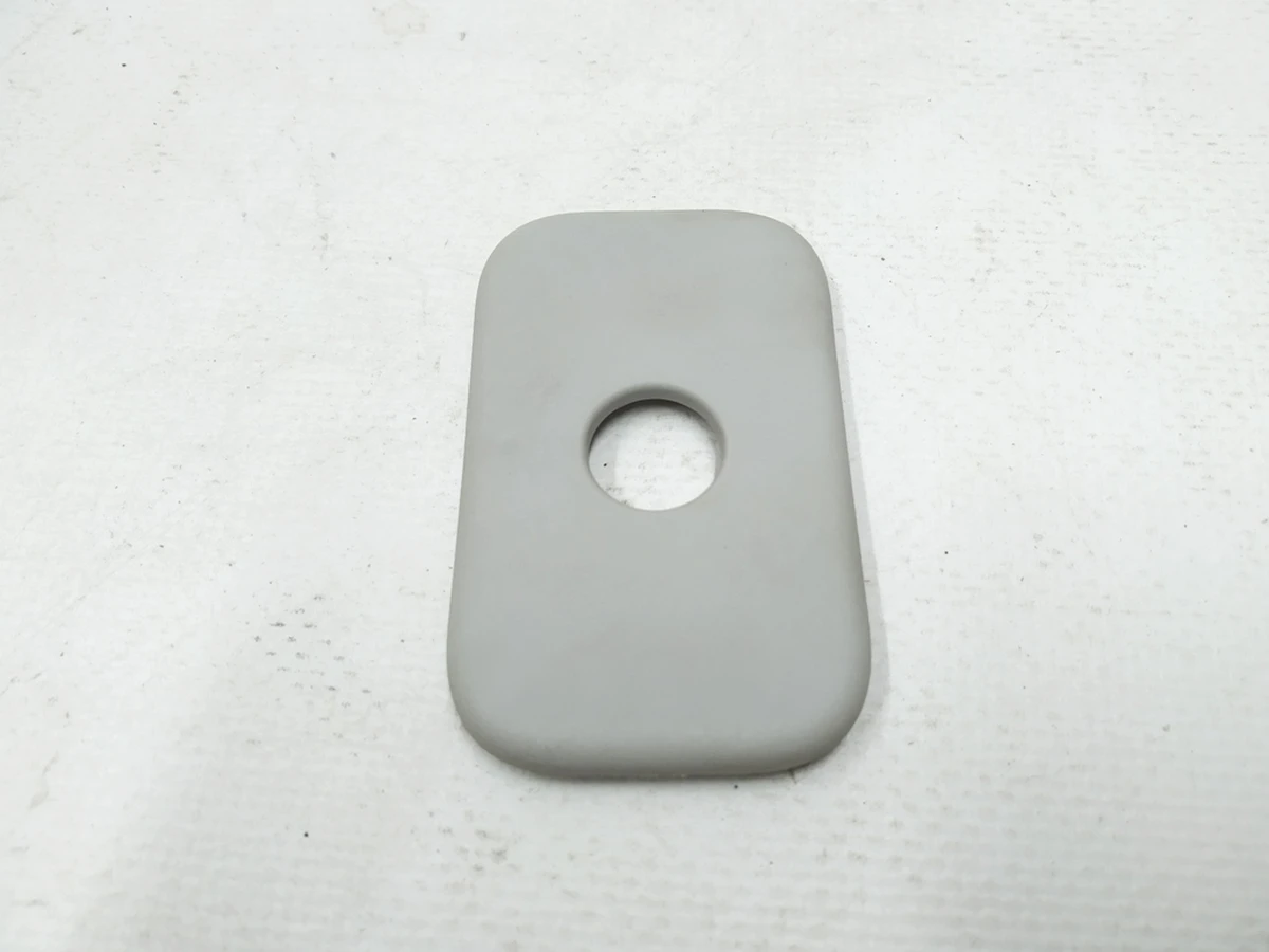 2 Крышка декоративная поворотного кронштейна козырька солнцезащитного Tesla model 3 1088738-1088740