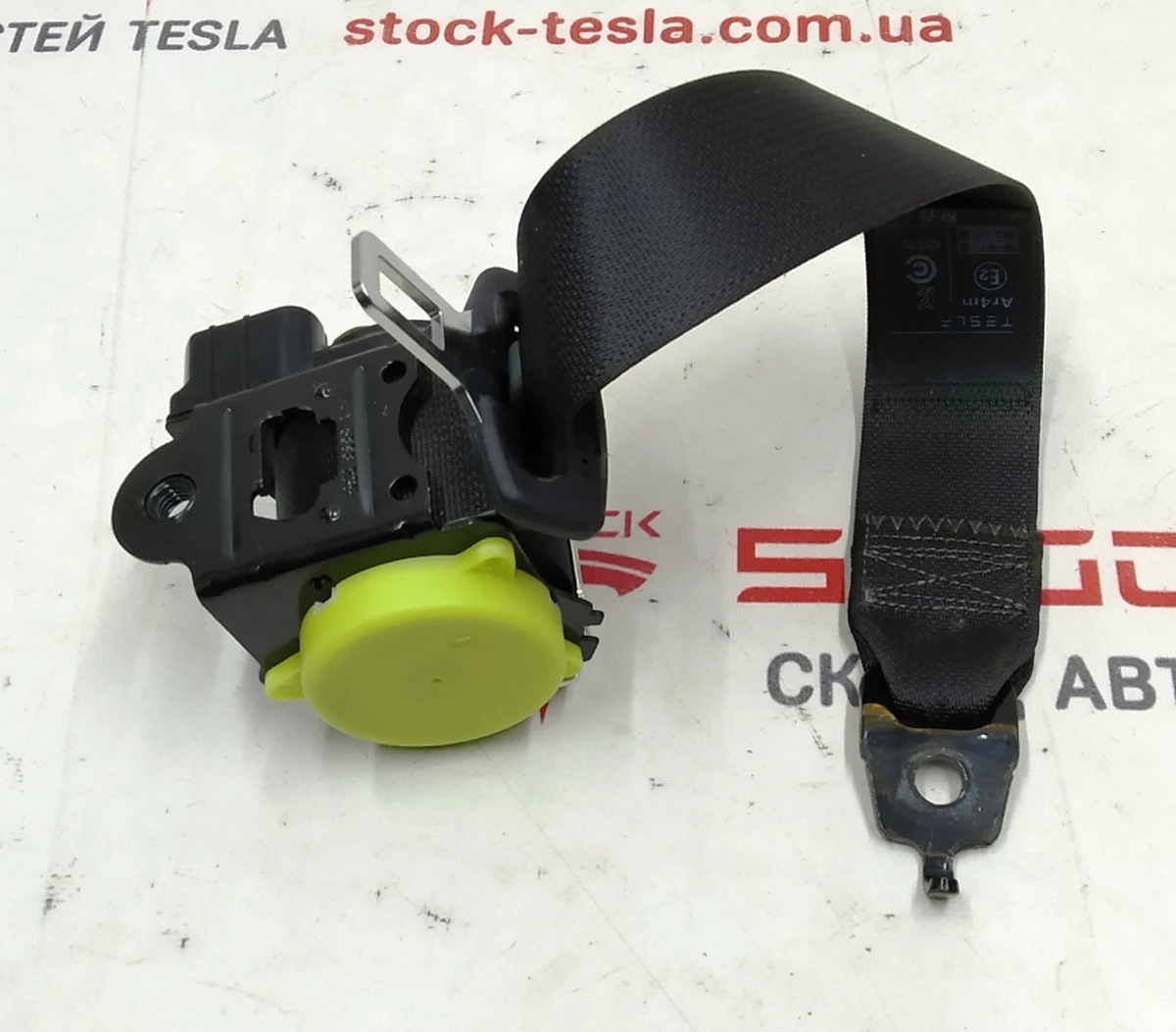 2 Ремінь безпеки 2-го ряду сидінь 60/40 центральний (BLACK) Tesla model X 1089187-05-F