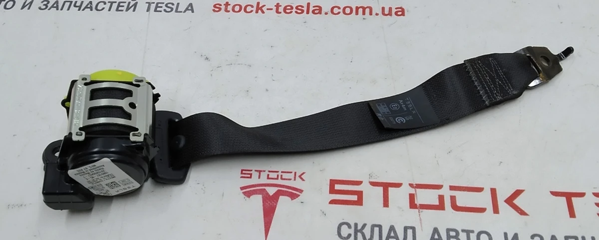 2 Ремінь безпеки 2-го ряду сидінь 60/40 центральний (BLACK) Tesla model X 1089187-05-F