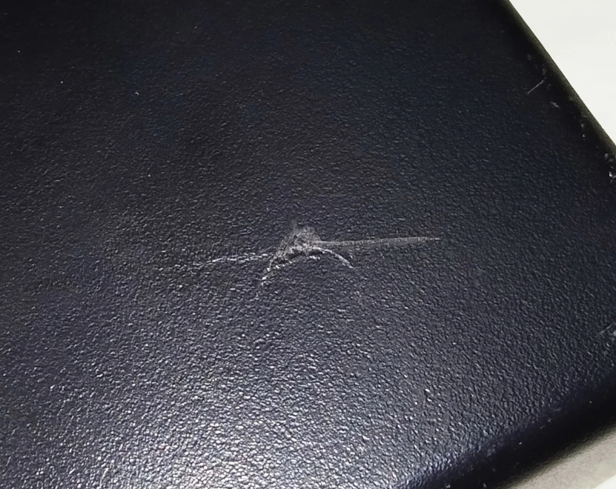 3 Замок ременя безпеки 2-го ряду сидінь 60/40 правий / центральний (BLACK) (з подряпинами) Tesla model X 1089189-05-B