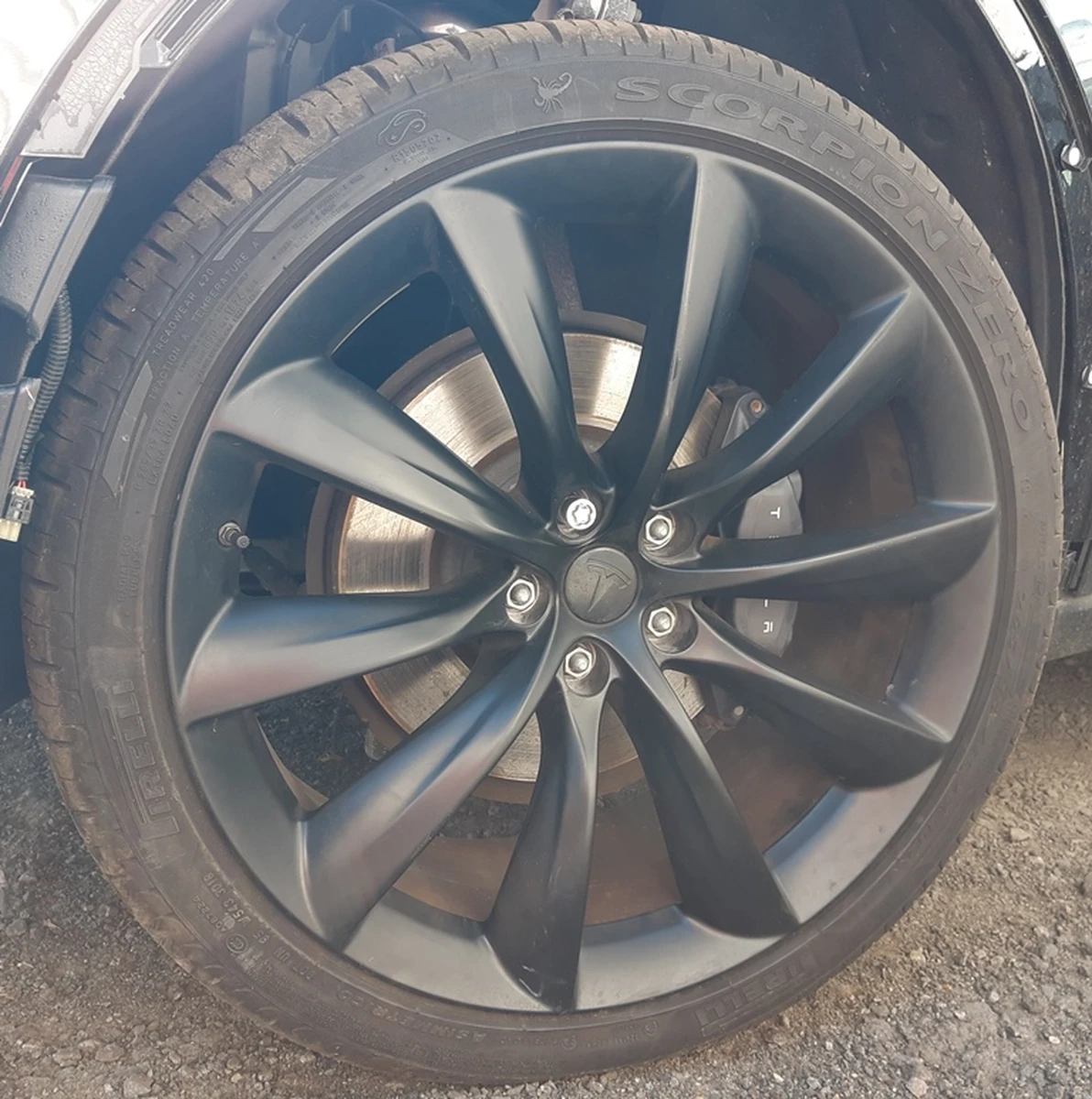 Колесо у зборі переднє 22x9.0 Tesla model X 1089363-00-C
