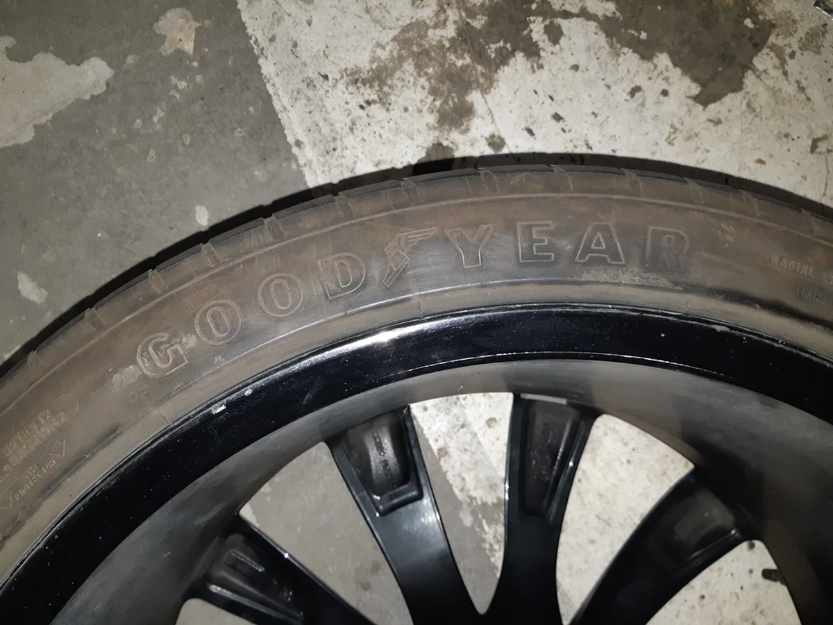 3 Колесо заднє у зборі 22x10 TURBINE BLACK Tesla model X 1089366-00-C