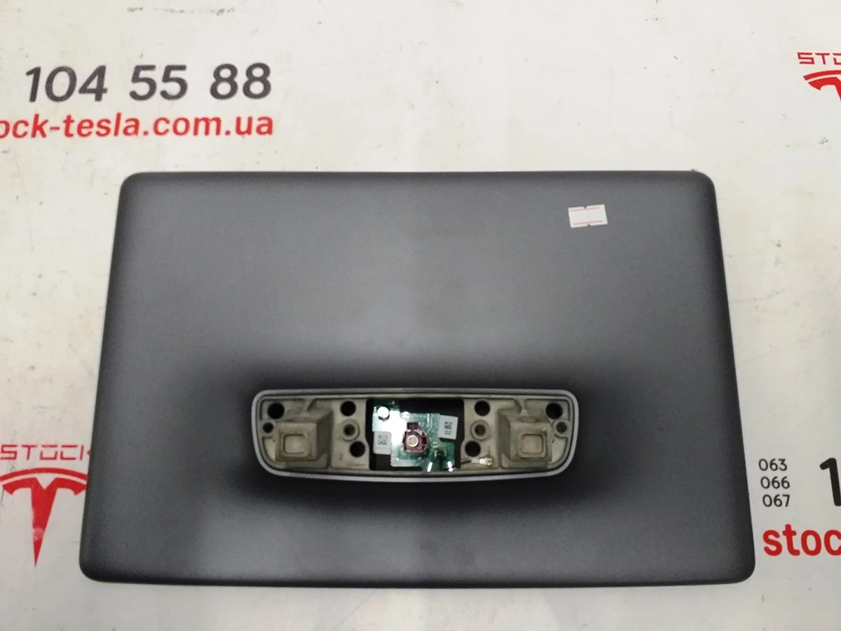 1 Дисплей з тачскрином Tesla model 3 1089543-00-H