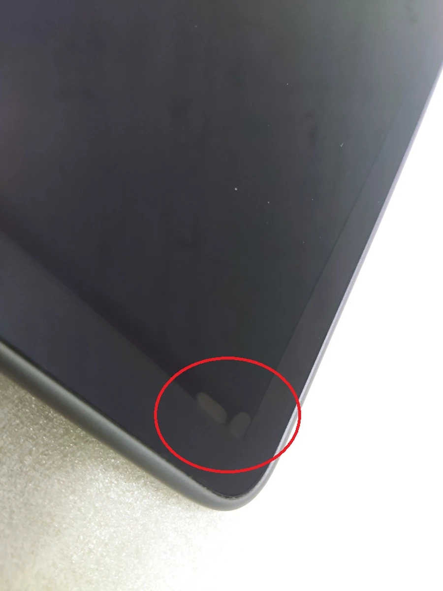 1 Дисплей з тачскрином з пошкодженням корпусу екрану, повітряні бульбашки Tesla model 3, Y 1089543-00-H