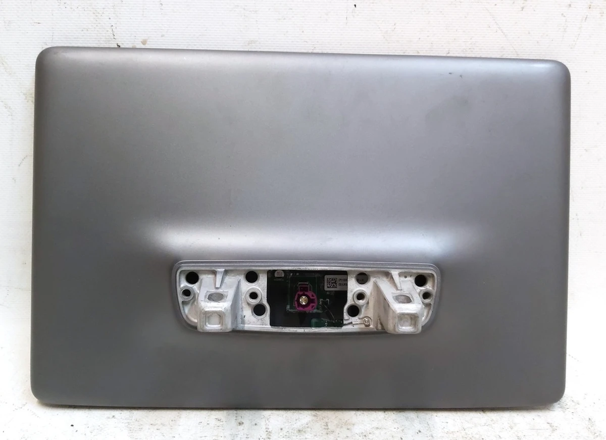 1 Дисплей з тачскрином робітник із пошкодженням екрану Tesla model 3, model Y 1089543-00-H