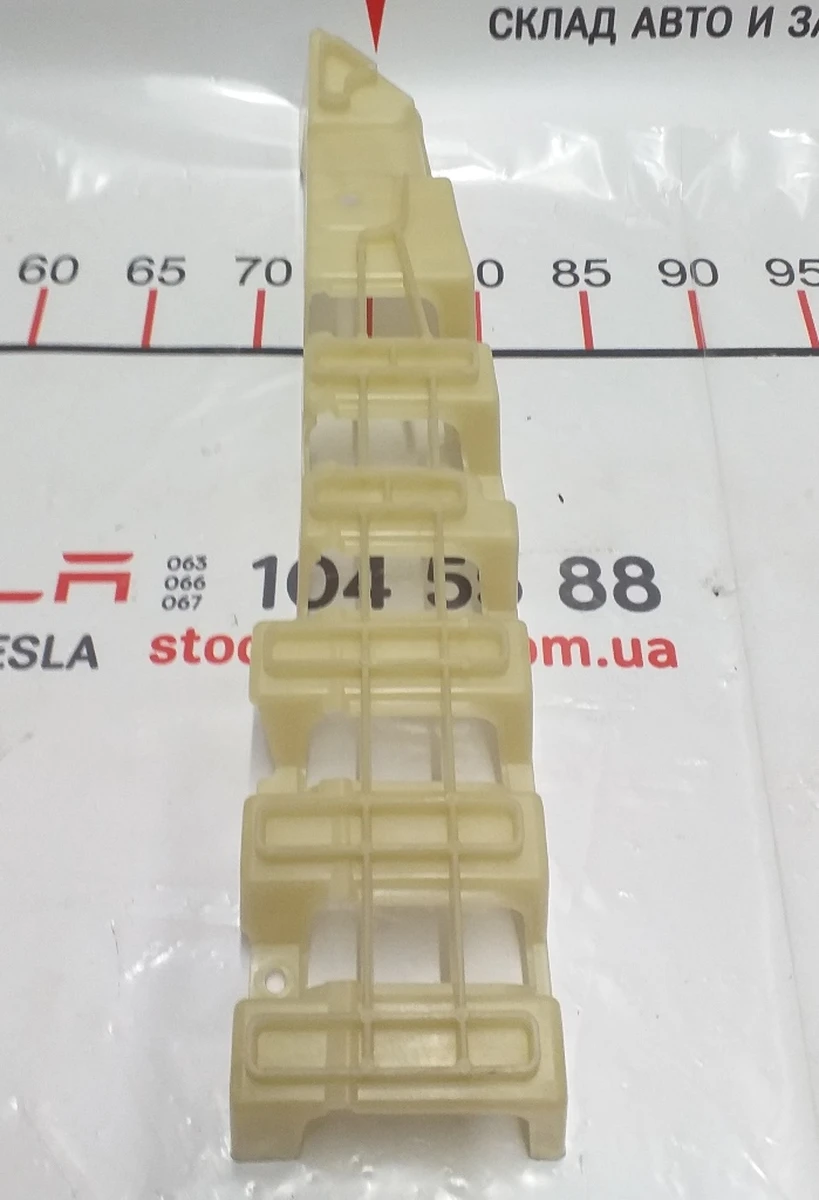 12 Кронштейн накладка воздуховода лівий Tesla Model X 1089758-00-B