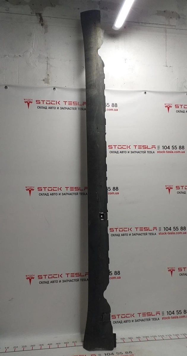 2 Door sill right rocker panel (structural) Tesla model 3 1089829-00-D