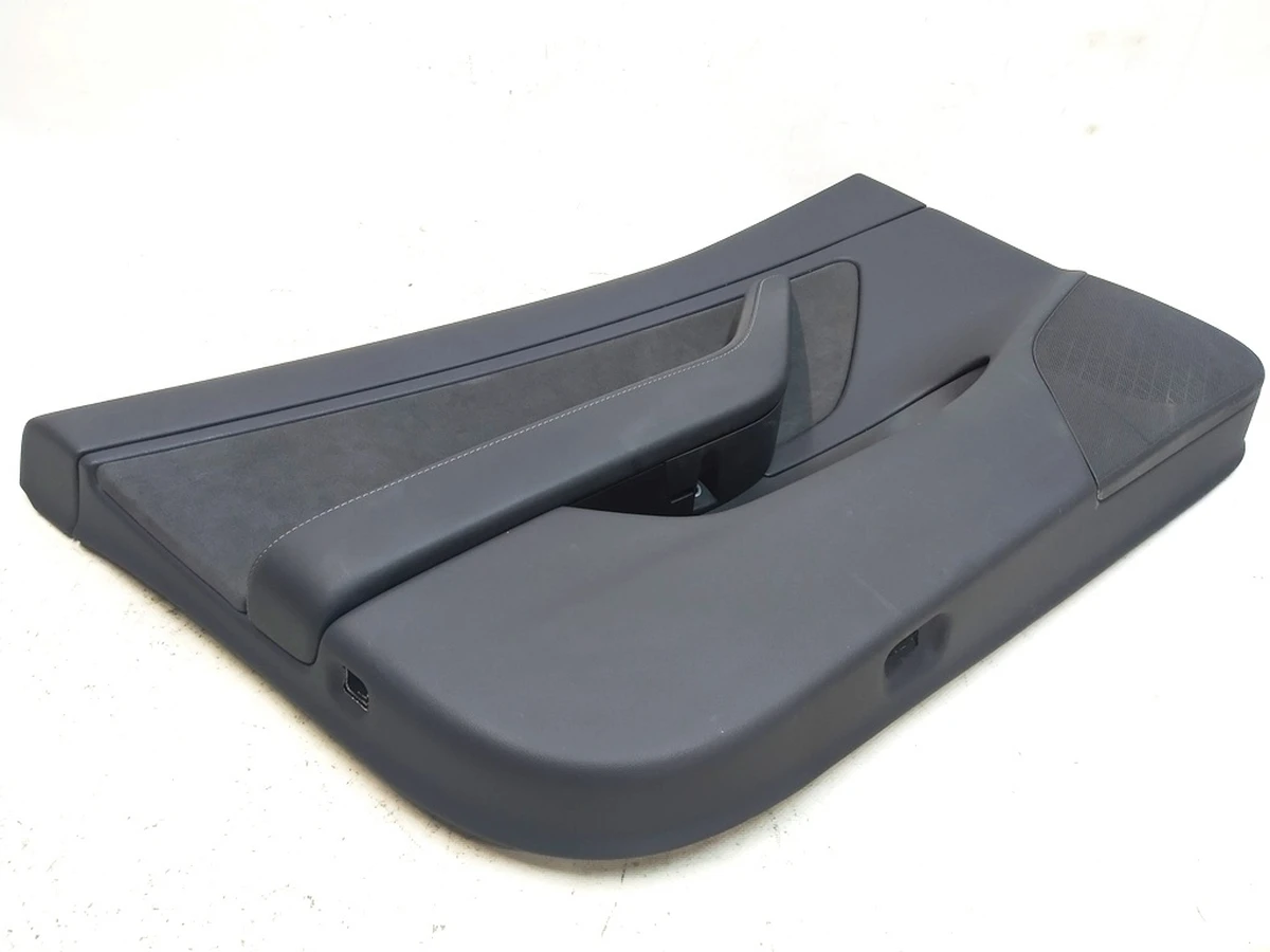 1 Карта двери передней левой PREM BLACK (отделка мягкая) c блоком стеклопод.(глянец) с повреждением Tesla model 3 1090409-91-L