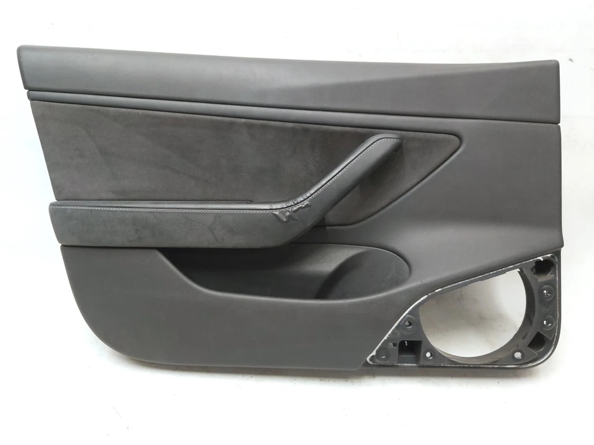 1 Карта дверей передньої лівої PREM BLACK з блоком склопідйомника (глянець) з пошкодженням без накладки на динамік Tesla model 3 1090409-91-L