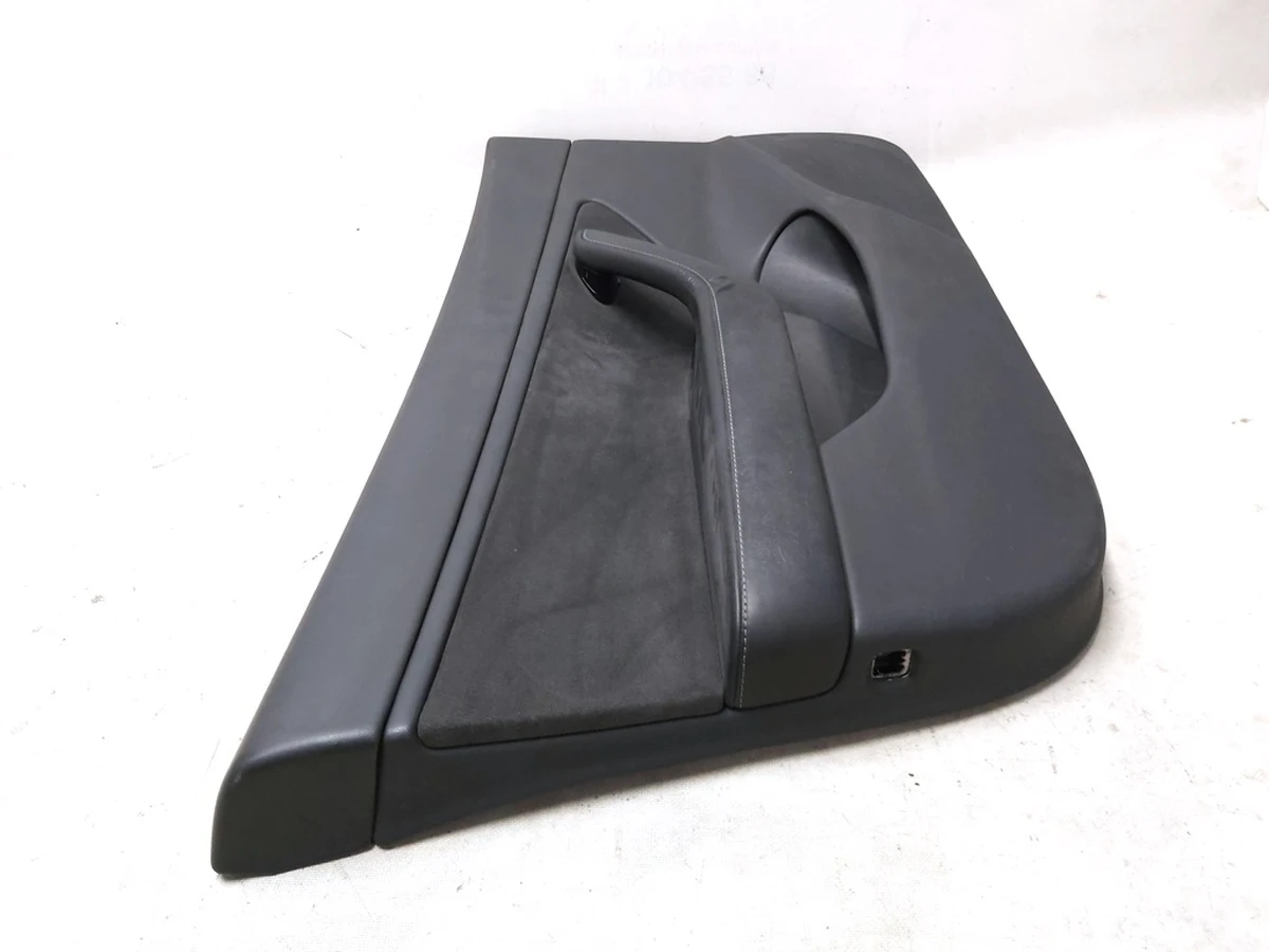 1 Карта двери передней левой PREM BLACK c блоком стеклоподъёмника (глянец) с повреждением Tesla model 3 1090409-91-L