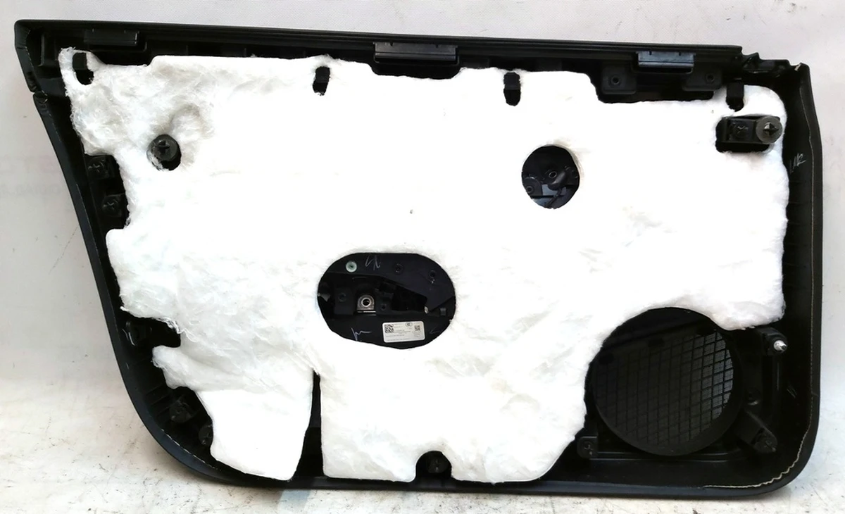 14 Карта двері передньої правої PREM BLACK з пошкодженням Tesla model 3 1090411-01-I