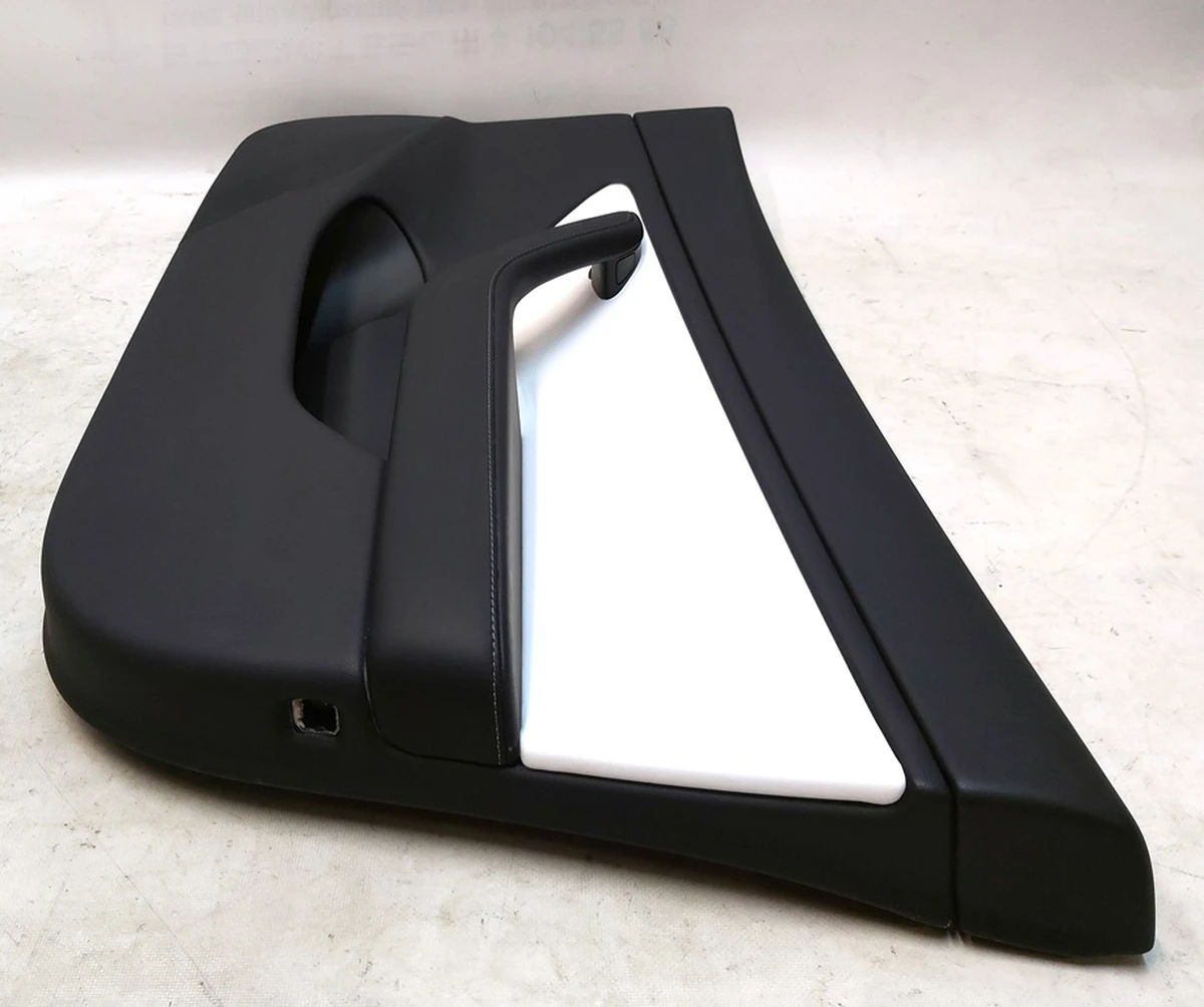 1 Карта двери передней правой PREM WHITE без блока стеклоподъемника и динамика Tesla model 3 1090411-02-H